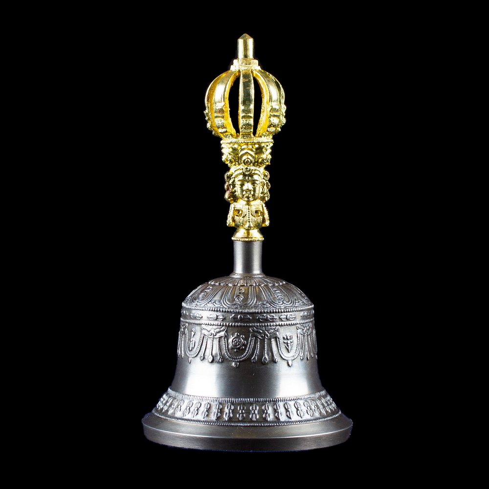 Колокольчик с ваджрой (девятиконечный), 19 см, Оригинальный колокольчик из Дехрадуна (Индия), серебристый