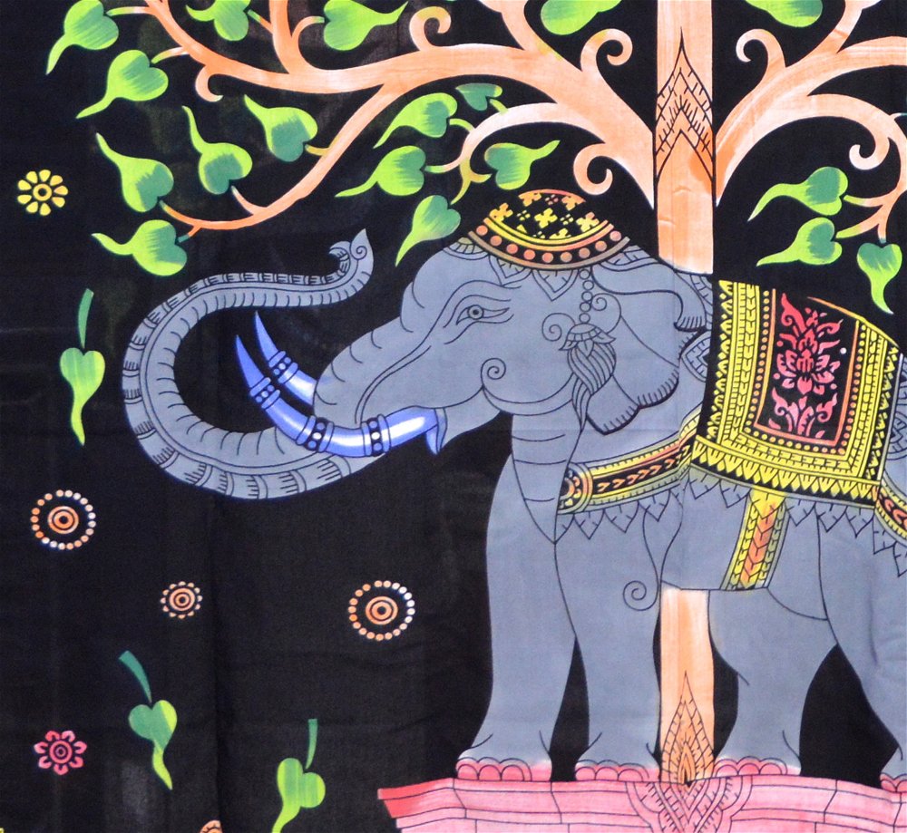 Панно "Дерево и слон" (разноцветное, 210 х 230 см), 210 х 230 см, 