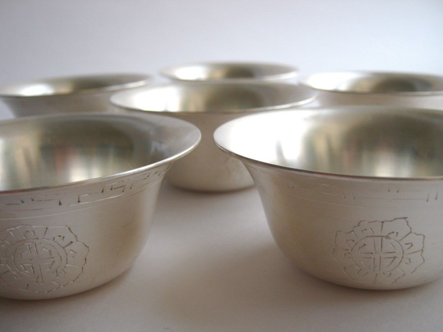 Чаши для подношений (набор из 7 шт.), 8,8 см, белый металл, чеканка, Непал