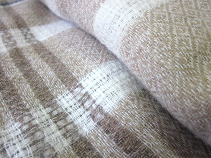 Кашемир-пашмина некрашеная (коричневатая, в полоску), 203 x 67,5 см