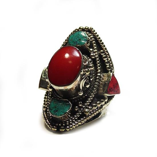 Купить Перстень с красным камнем (2,3 см) в интернет-магазине Ариаварта