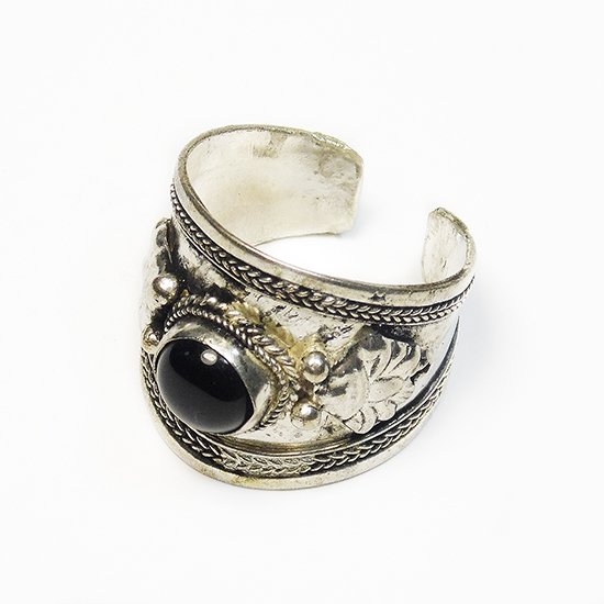 Купить Кольцо с черным камнем (2,3 см) в интернет-магазине Ариаварта