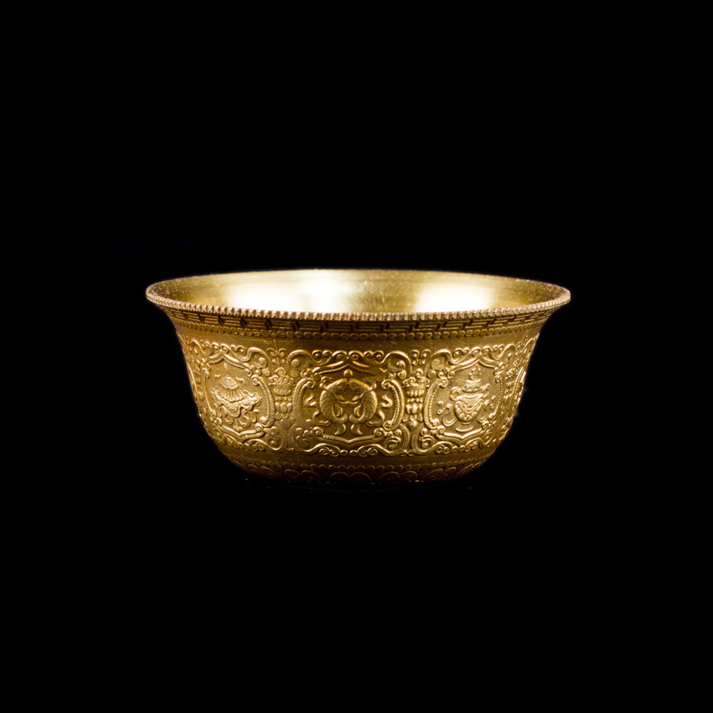 Set of 7 Tibetan offering bowls — 6.8 cm, Small