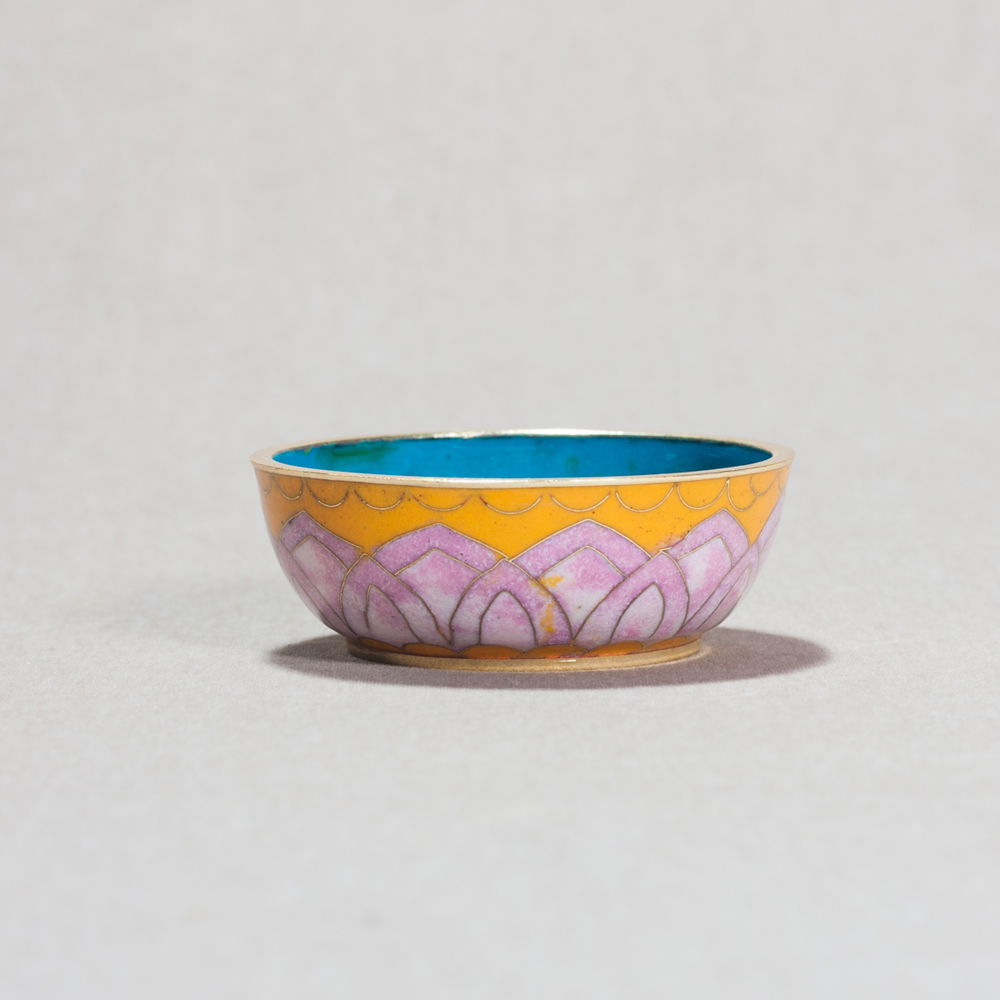 Set of 8 offering bowls, Yellow and Liliac — 8cm