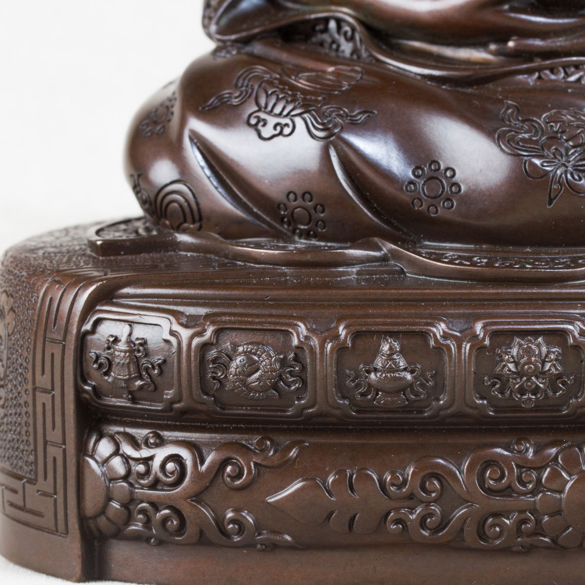 Bronze statue of Gampopa aka Dakpo Larje, Great Kagyu teacher, doctor and tantric, height — 21 cm, fine carving