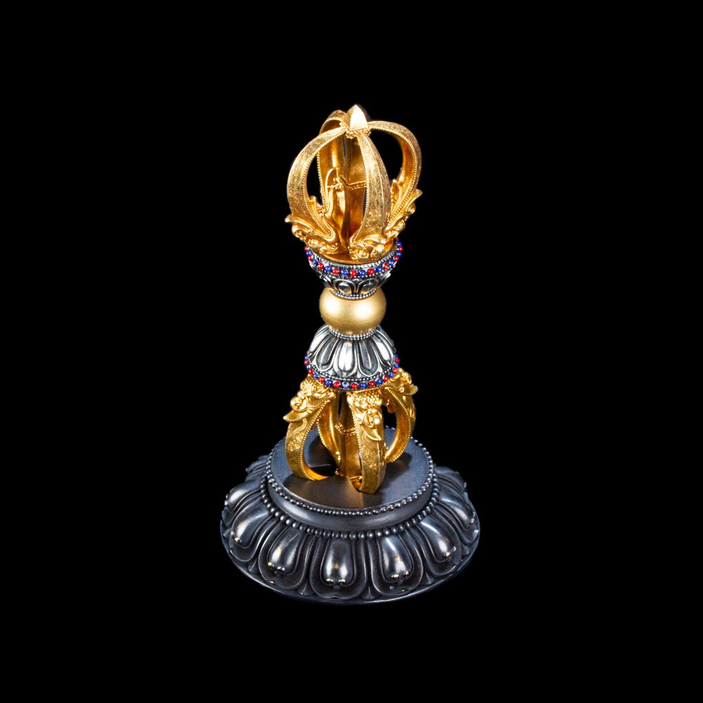 Tibetan Vajra aka Dorje, made from copper and amazingly decorateed, length — 11.5 cm, Medium, 
