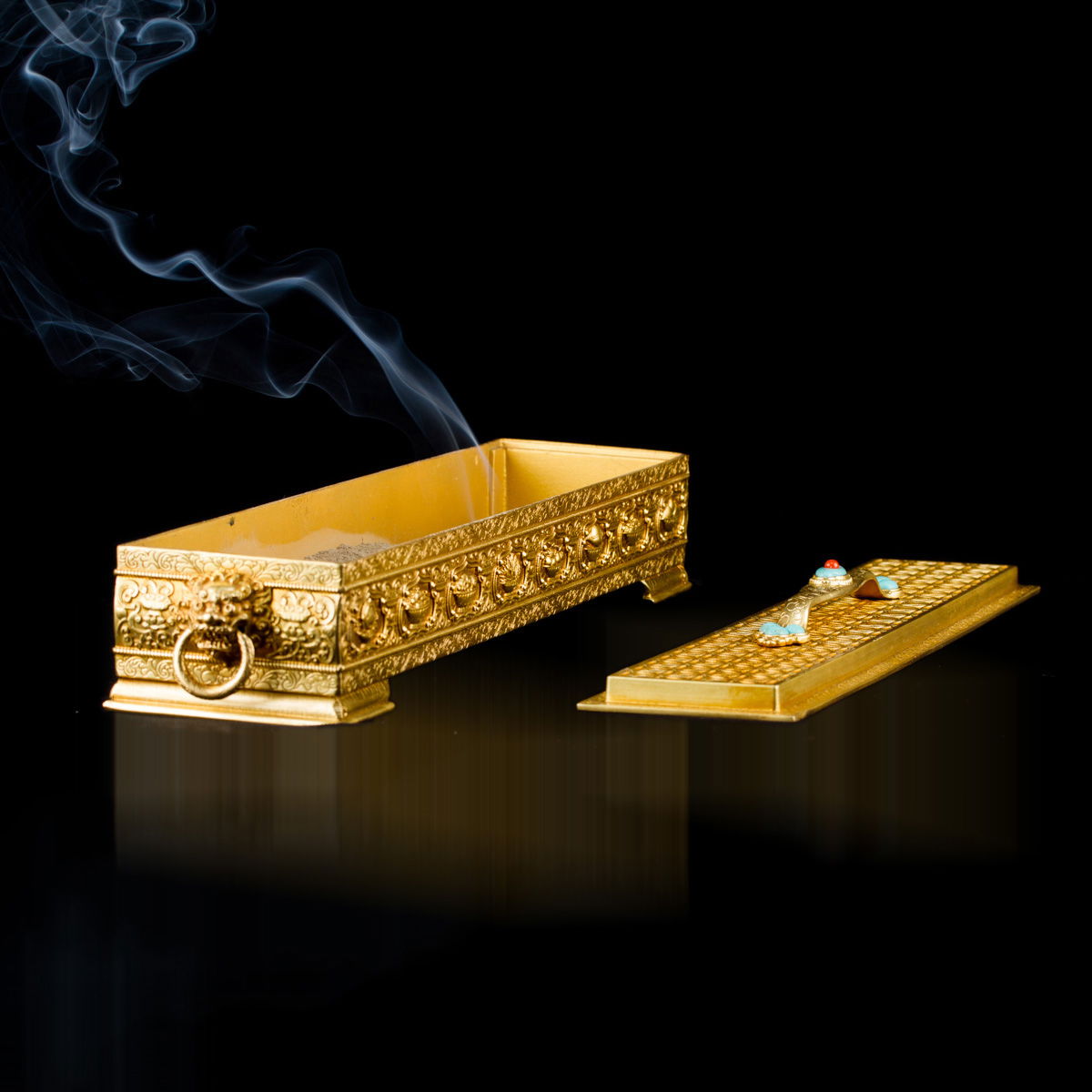 Tibetan Traditional Incense Burner (Censer), elegant and functional. Length — 31.0 cm, height — 6.5 cm.