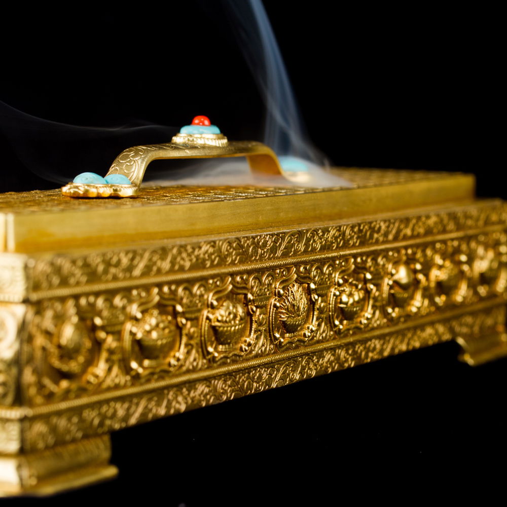 Tibetan Traditional Incense Burner (Censer), elegant and functional. Length — 31.0 cm, height — 6.5 cm.