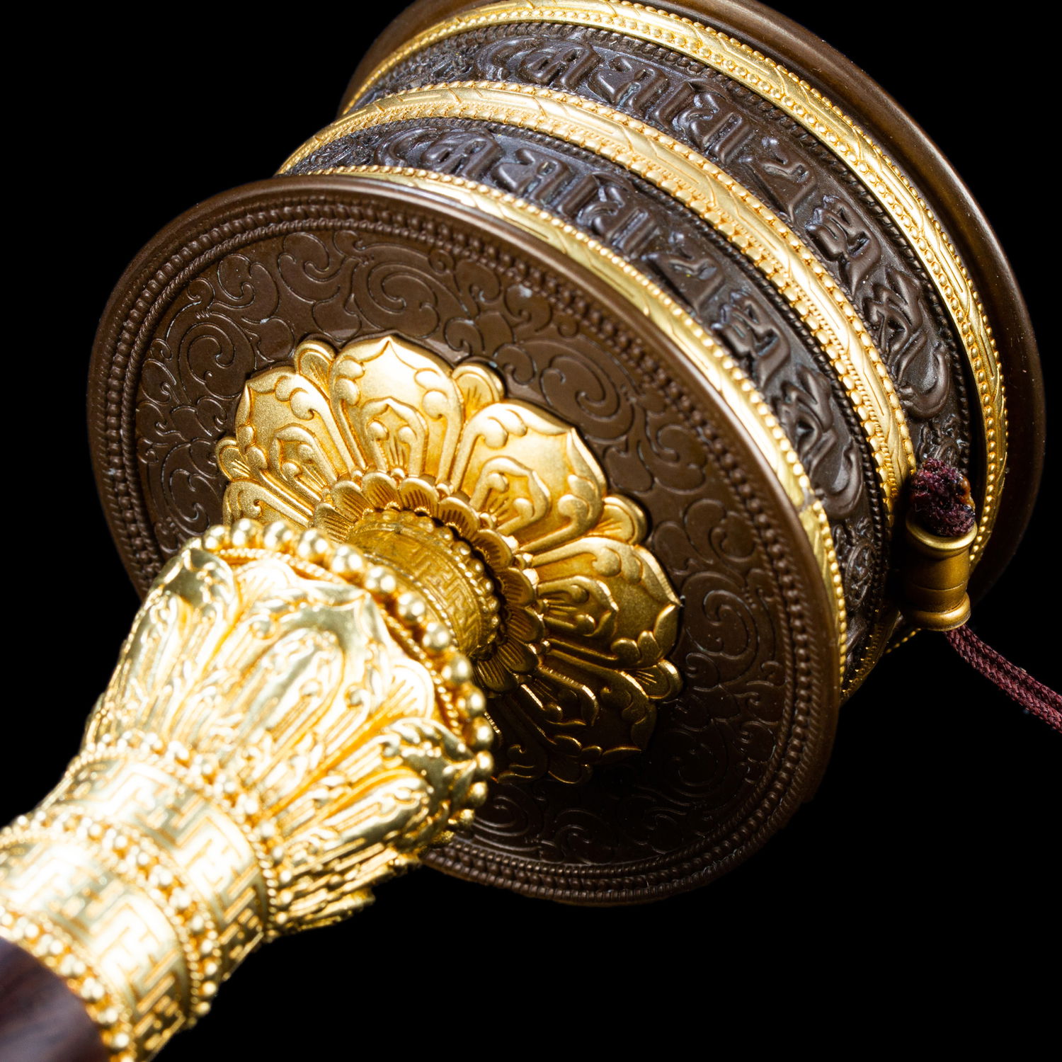 Elegant solid Buddhist Prayer Wheel from famous Yarchen Gar (Kham, Eastern Tibet), Big