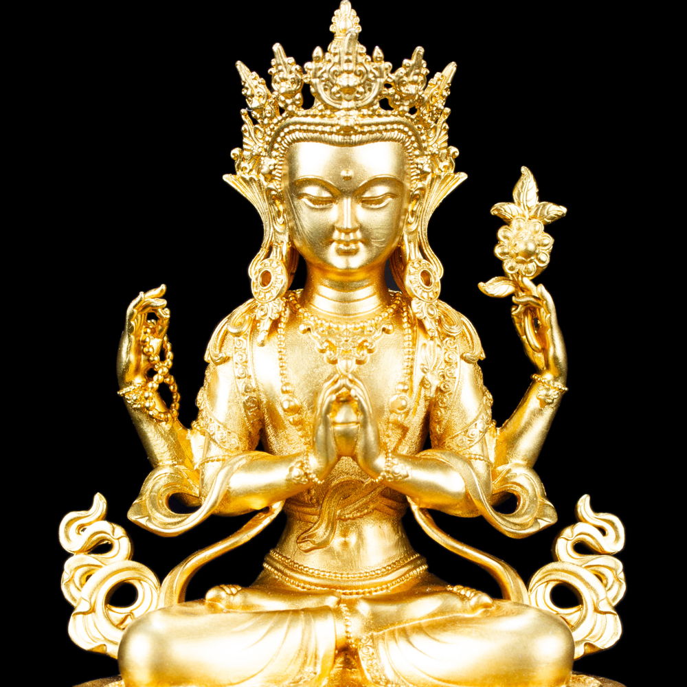 Statue of Avalokitesvara or Chenrezik, a bodhisattva of compassion, small size 10.5 cm, fine carving