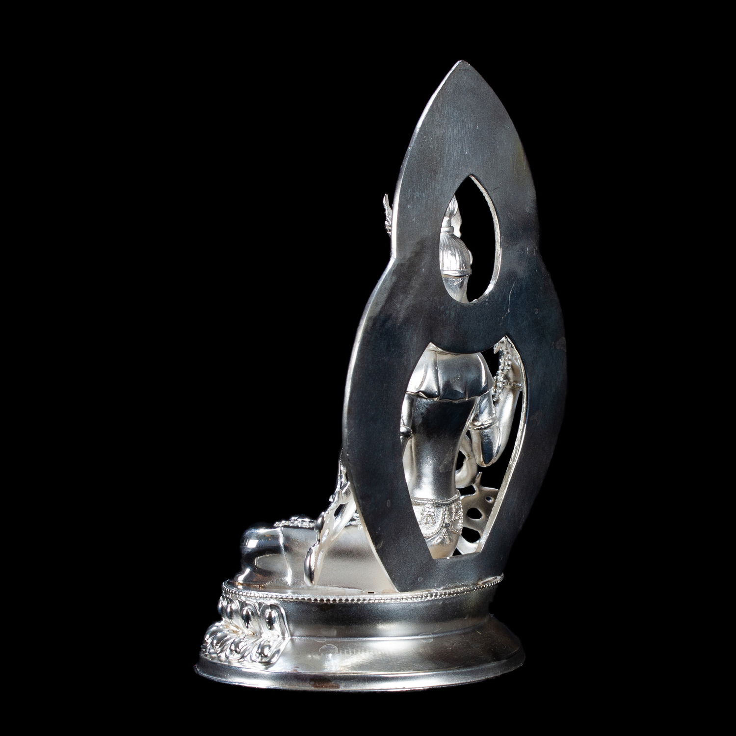Statue of Avalokitesvara or Chenrezik made from Sterling Silver : small perfection, height — 12.5 cm