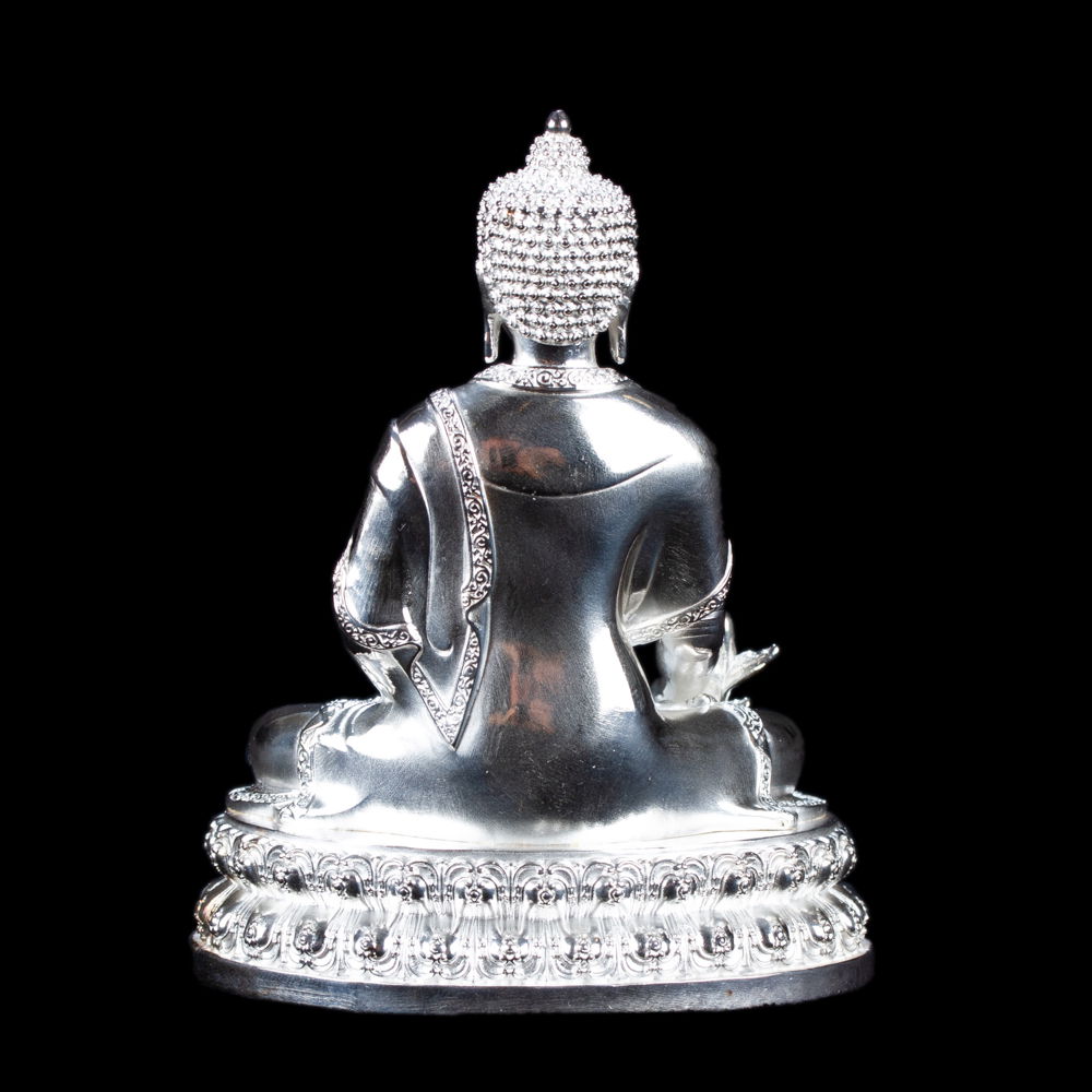 Statue of Medicine Buddha aka Menla or Bhaisajyaguru made fromSterling Silver : small perfection, height — 10 cm, Silver