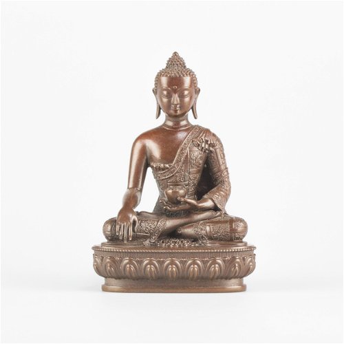 Buddha Shakyamuni — finely carved 10 cm statue from Kham