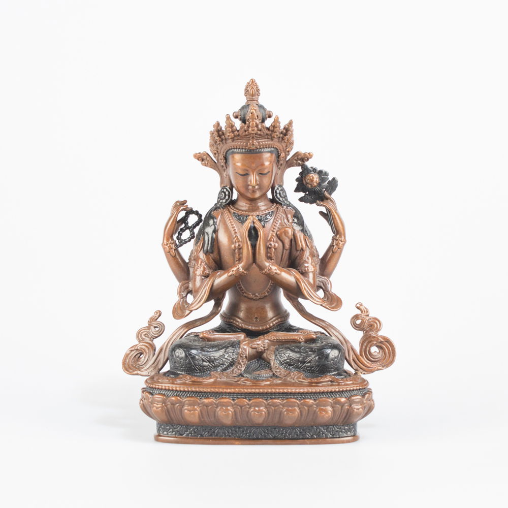 Bodhisattva Avalokitesvara (Chenrezik) — finely carved 15 cm statue from Kham