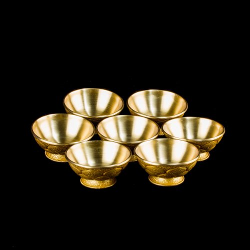 Set of 7 Tibetan offering bowls. Buddhist ritual goods collection / Best quality, small size — 8.0 cm