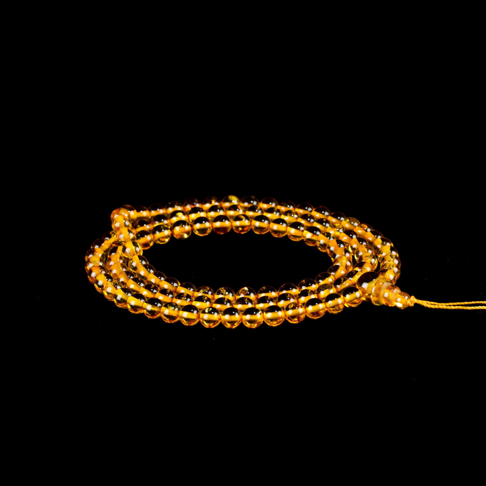 Traditional Tibetan 108-beads Mala, made from Baltic amber | Color — 03, diameter — 7.0 mm | Buddhist malas collection. 