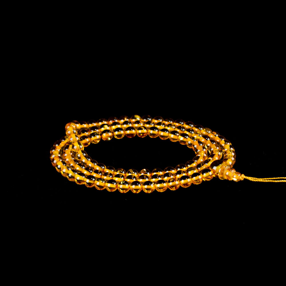 Traditional Tibetan 108-beads Mala, made from Baltic amber | Color — 03, diameter — 8.5 mm | Buddhist malas collection, 8.5 mm