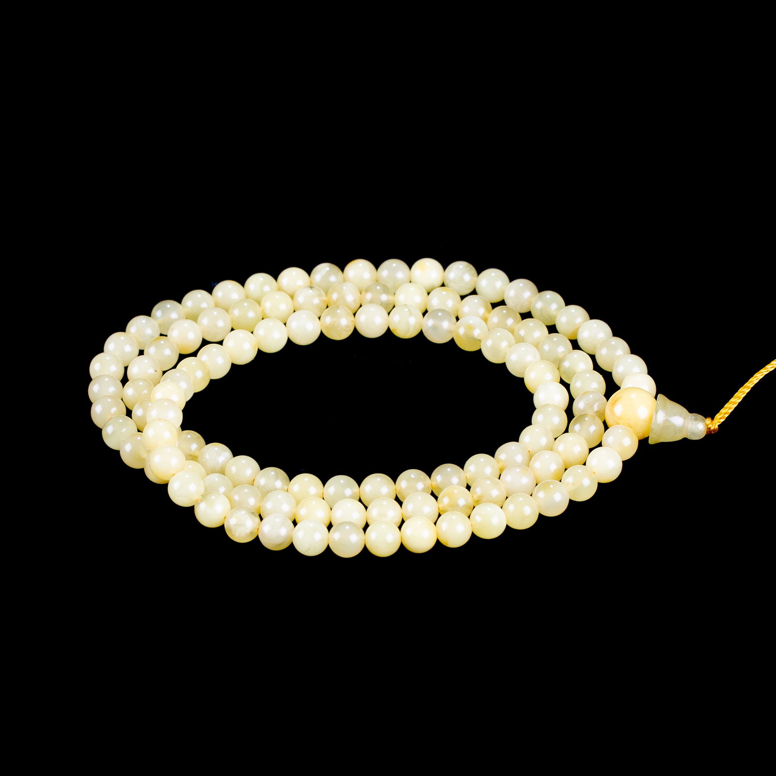 Traditional Tibetan 108-beads Mala, made from Baltic amber | Color — 08, diameter — 6.0 mm | Buddhist malas collection. 