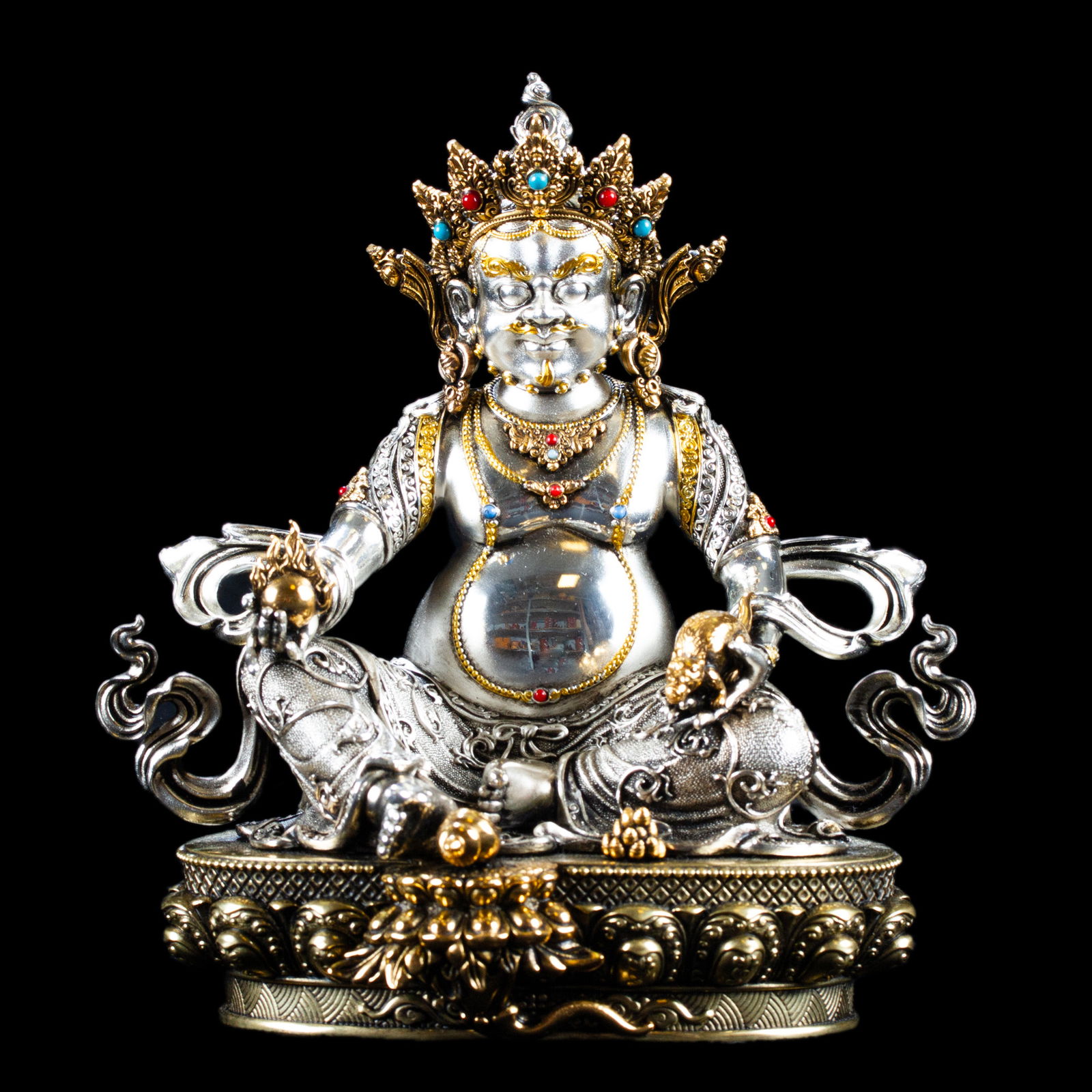 Statue of Jambhala (God of Wealth) | Silver Plated, height 15.5 cm. 