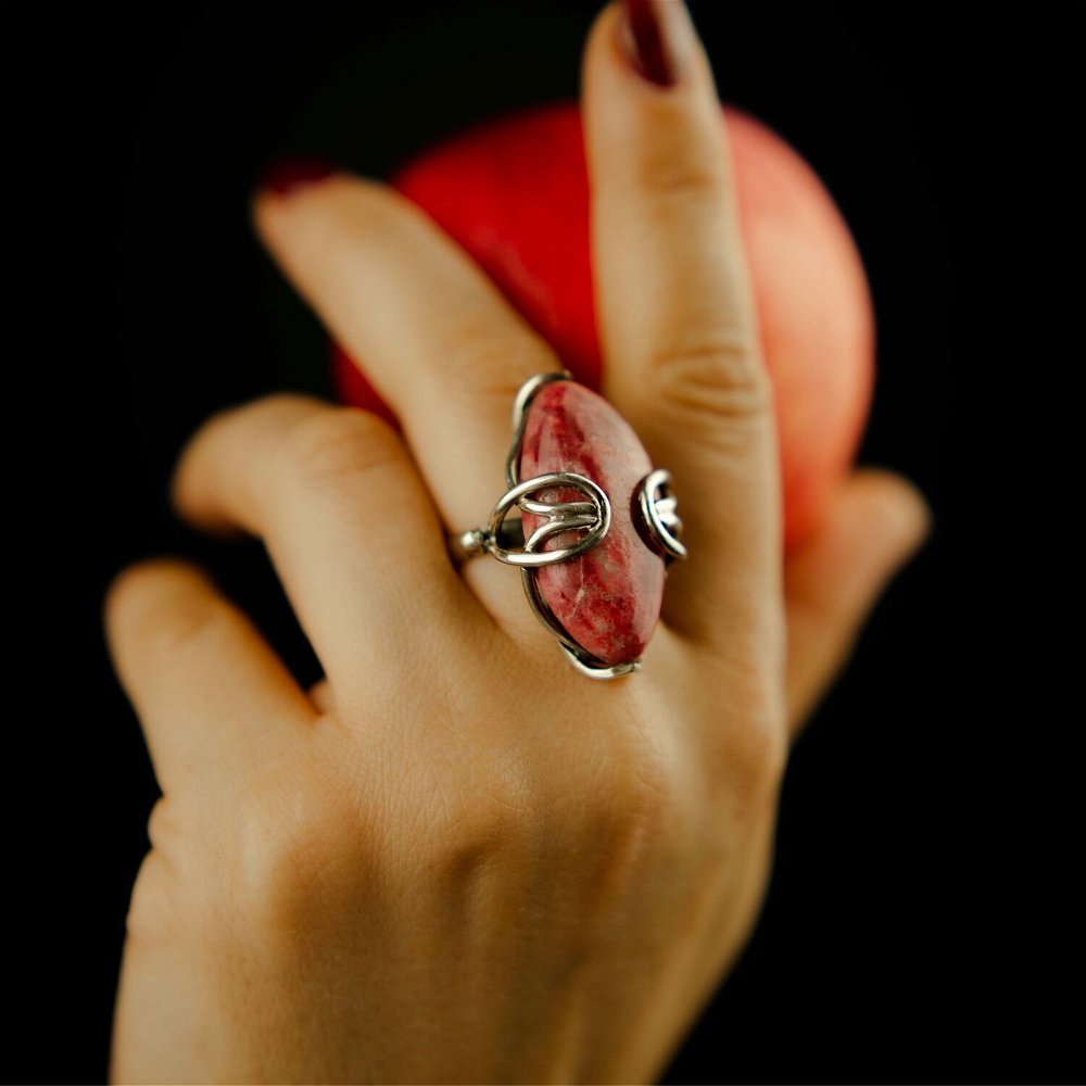 Серебряное кольцо с Тулитом